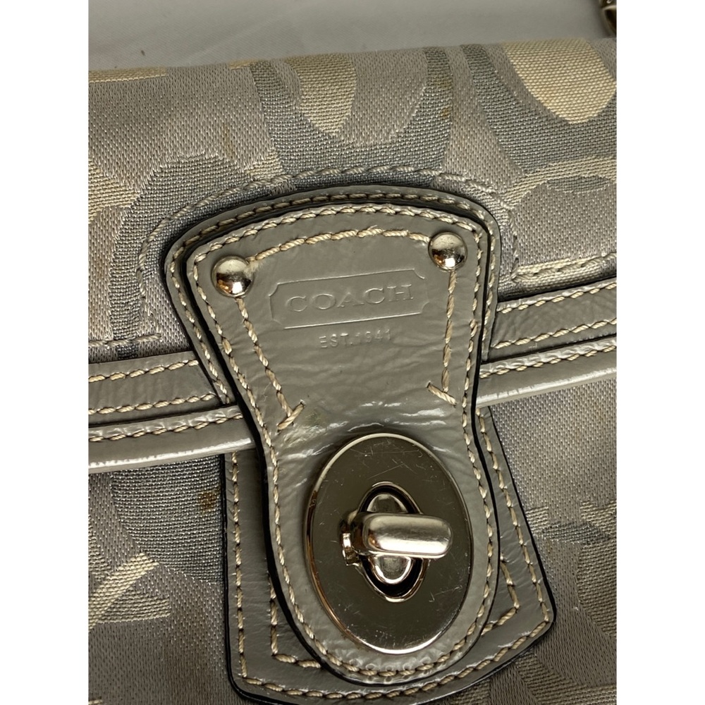 Coach wristlet - Picture 7 of 10